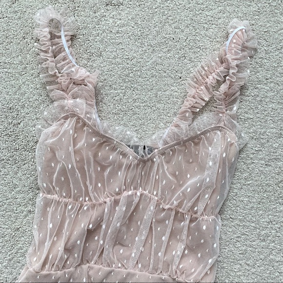 PrettyLittleThing Pink Ruffle Bodysuit - Picture 7 of 13